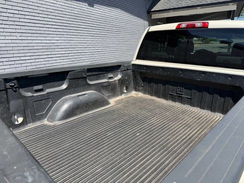 Used 2014 GMC Sierra 1500 SLE image 6