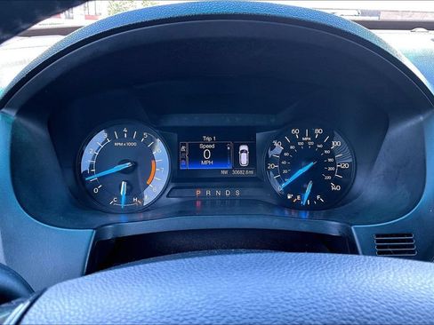 Used 2016 Ford Explorer XLT FWD image 20