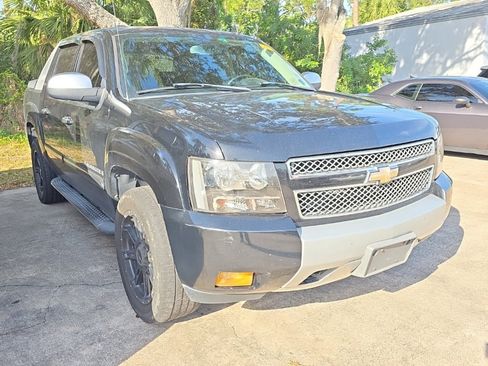 Used 2007 Chevrolet Avalanche LT w/ LT Preferred Equipment Group image 6