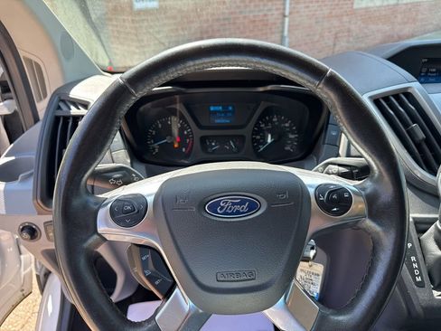 Used 2016 Ford Transit 350 XLT RWD image 17