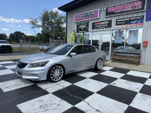 Used 2012 Honda Accord SE image 2