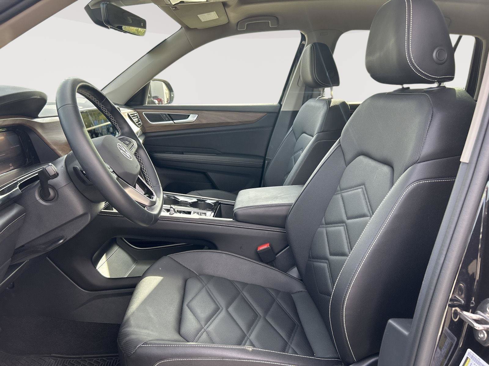 Used 2026 Volkswagen Atlas SE w/ Panoramic Sunroof Package AWD/4WD image 19