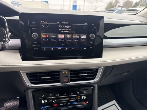 New 2026 Volkswagen Taos SEL AWD/4WD image 14