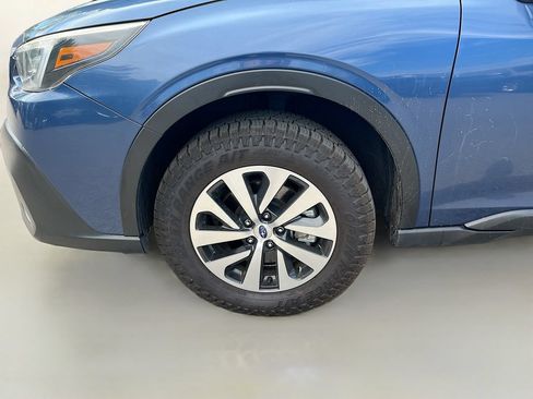 Used 2021 Subaru Outback Premium AWD/4WD image 30