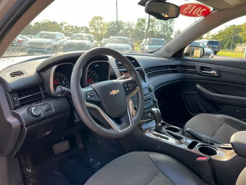 Used 2015 Chevrolet Malibu LT FWD image 8
