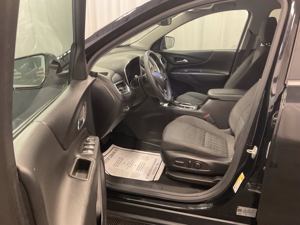 Used 2022 Chevrolet Equinox LT AWD/4WD image 4