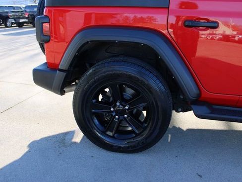 Used 2022 Jeep Wrangler Unlimited Sport image 11