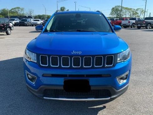 Used 2019 Jeep Compass Limited AWD/4WD image 14