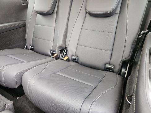 Certified 2026 Mercedes-Benz GLS 450 4MATIC image 14