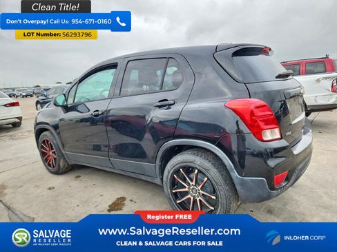 Used 2020 Chevrolet Trax LS w/ Tint and Cruise Package FWD image 3