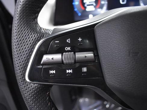 Certified 2023 Nissan Ariya AWD image 31