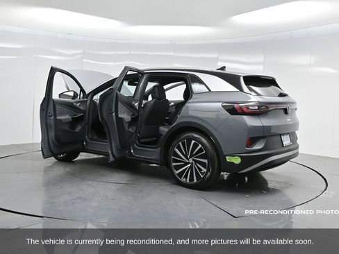 Used 2023 Volkswagen ID.4 Pro S Plus image 49