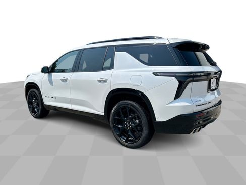 Certified 2024 Chevrolet Traverse RS w/ LPO, Floor Liner Package AWD/4WD image 7