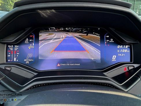 Used 2023 Lamborghini Huracan EVO image 18