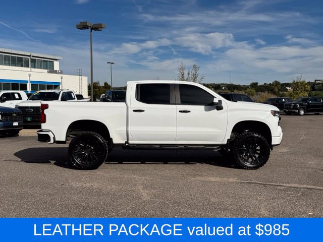 Used 2023 Chevrolet Silverado 1500 RST w/ Redline Edition AWD/4WD image 7