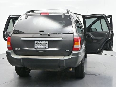 Used 2004 Jeep Grand Cherokee Laredo RWD image 34