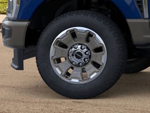 New 2026 Ford F350 King Ranch w/ FX4 Off-Road Package image 36