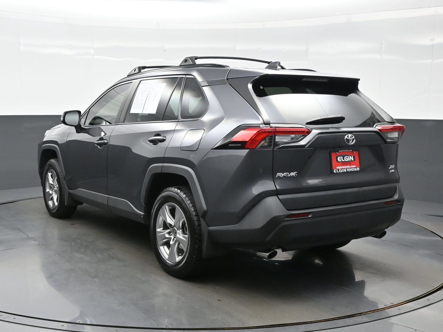 Used 2023 Toyota RAV4 XLE w/ Convenience Package AWD/4WD image 4