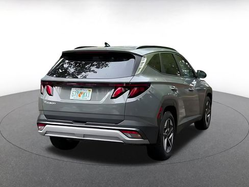 Used 2025 Hyundai Tucson SEL FWD image 12
