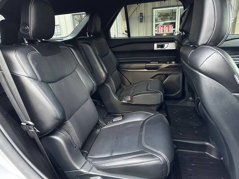 Used 2020 Ford Explorer ST w/ Premium Technology Package image 14