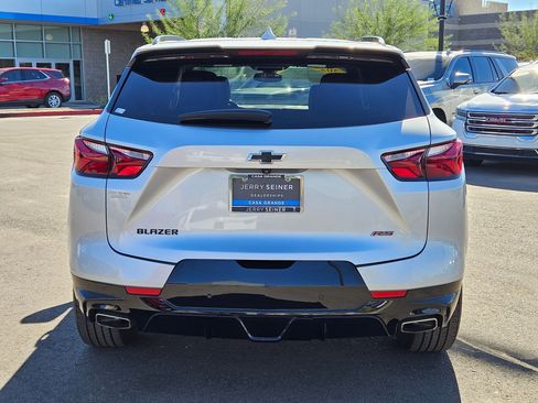 Used 2022 Chevrolet Blazer RS w/ Enhanced Convenience Package image 4