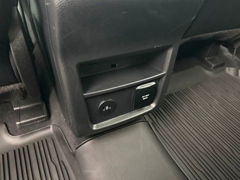 Certified 2024 Ford Edge SEL w/ Convenience Package image 15