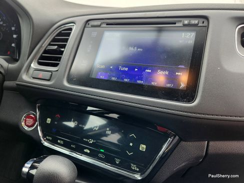 Used 2018 Honda HR-V EX image 35