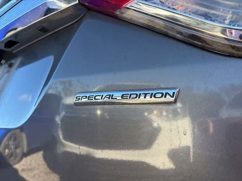 Used 2016 Honda Odyssey SE image 5