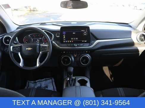 Used 2025 Chevrolet Blazer LT image 17