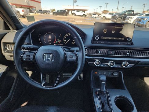 Used 2025 Honda Civic Sport image 12