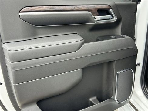 New 2026 GMC Sierra 1500 SLT w/ SLT Premium Plus Package image 26