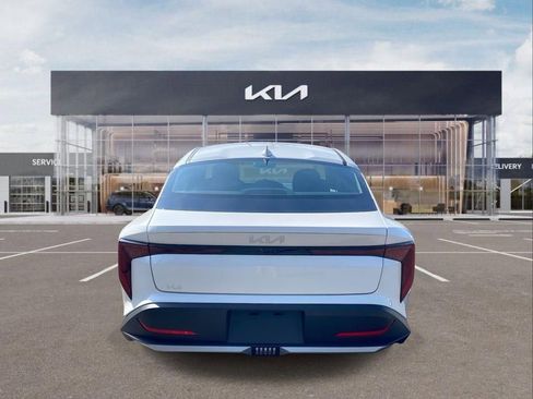 New 2026 Kia K4 FWD image 7