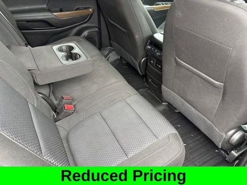 Used 2023 GMC Acadia SLE w/ Infotainment Package AWD/4WD image 37