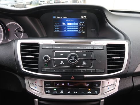 Used 2014 Honda Accord LX image 16