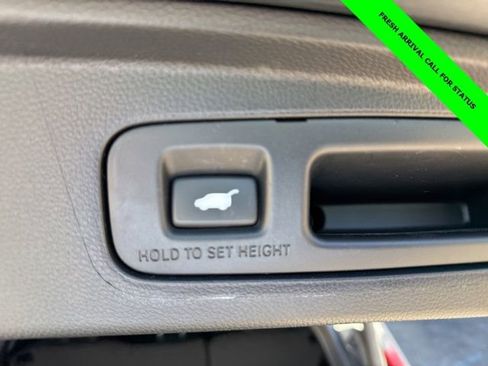 Used 2025 Honda CR-V Sport Touring image 17