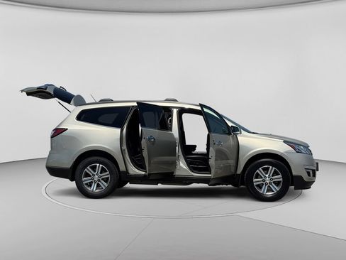 Used 2015 Chevrolet Traverse LT FWD image 31