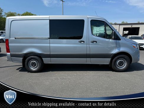 Used 2026 Mercedes-Benz Sprinter 2500 image 9