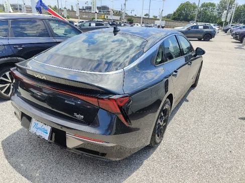 Used 2025 Kia K5 LXS FWD image 6