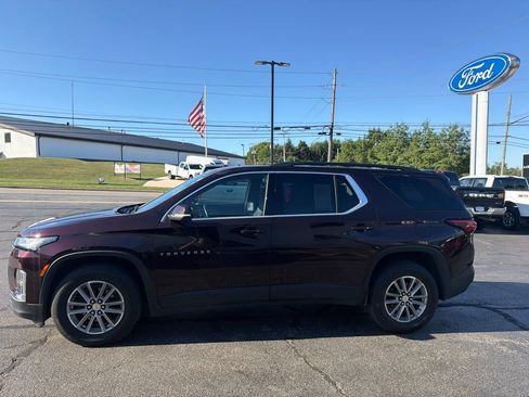 Used 2023 Chevrolet Traverse LT AWD/4WD image 5