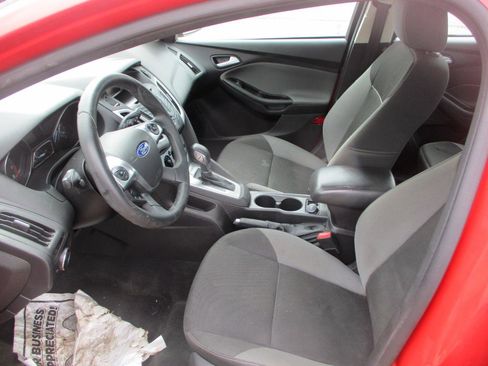 Used 2014 Ford Focus SE image 9