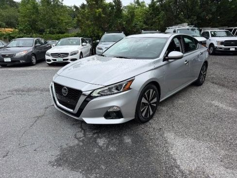 Used 2019 Nissan Altima 2.5 SL FWD image 1
