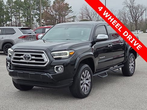 Used 2022 Toyota Tacoma Limited image 2