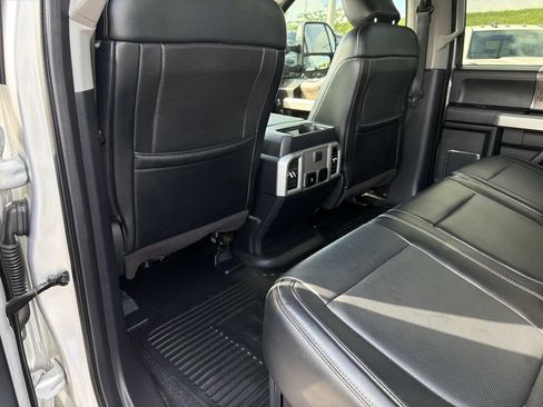 Used 2019 Ford F450 Lariat w/ Chrome Package AWD/4WD image 15