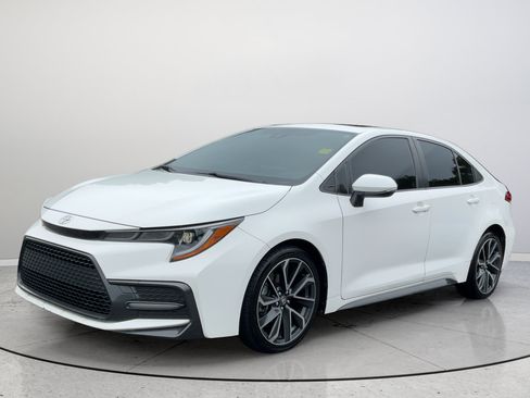 Used 2020 Toyota Corolla XSE FWD image 5