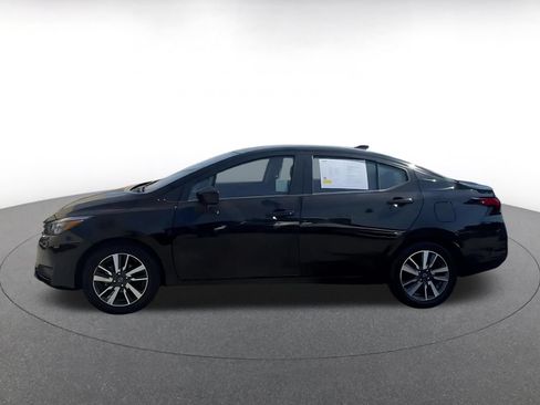Used 2025 Nissan Versa SV FWD image 8