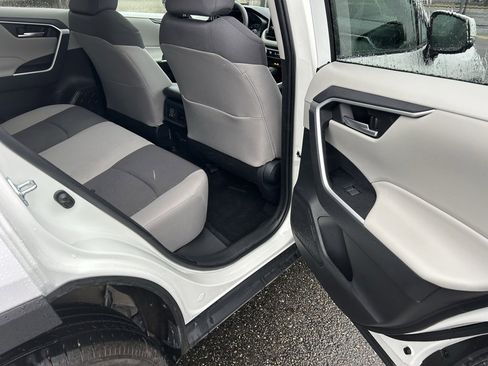 Certified 2025 Toyota RAV4 XLE w/ Convenience Package image 13