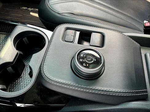 Used 2022 Ford Mustang Mach-E Premium AWD/4WD image 18