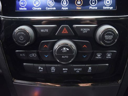 Used 2020 Jeep Grand Cherokee Limited X image 36