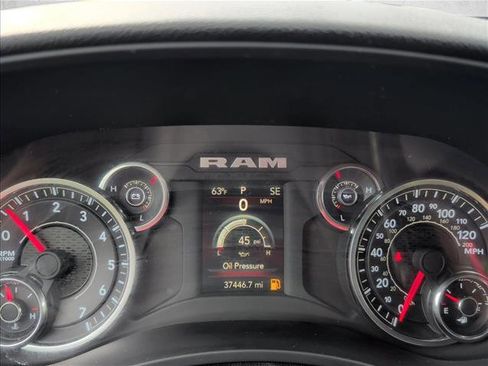 Used 2024 RAM 2500 Big Horn AWD/4WD image 12