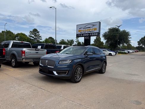 Used 2019 Lincoln Nautilus Reserve FWD image 44